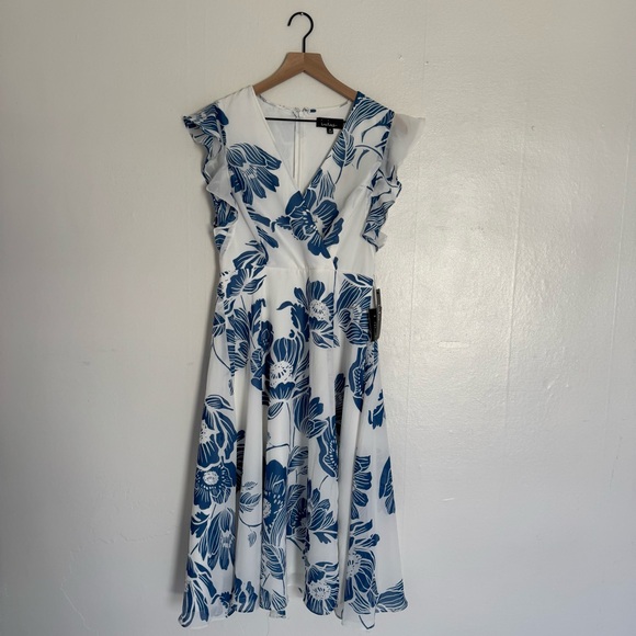 Lulus Bliss Seeker Blue and White Floral Print Ruffled Midi Dress NWT Medium - Picture 3 of 16